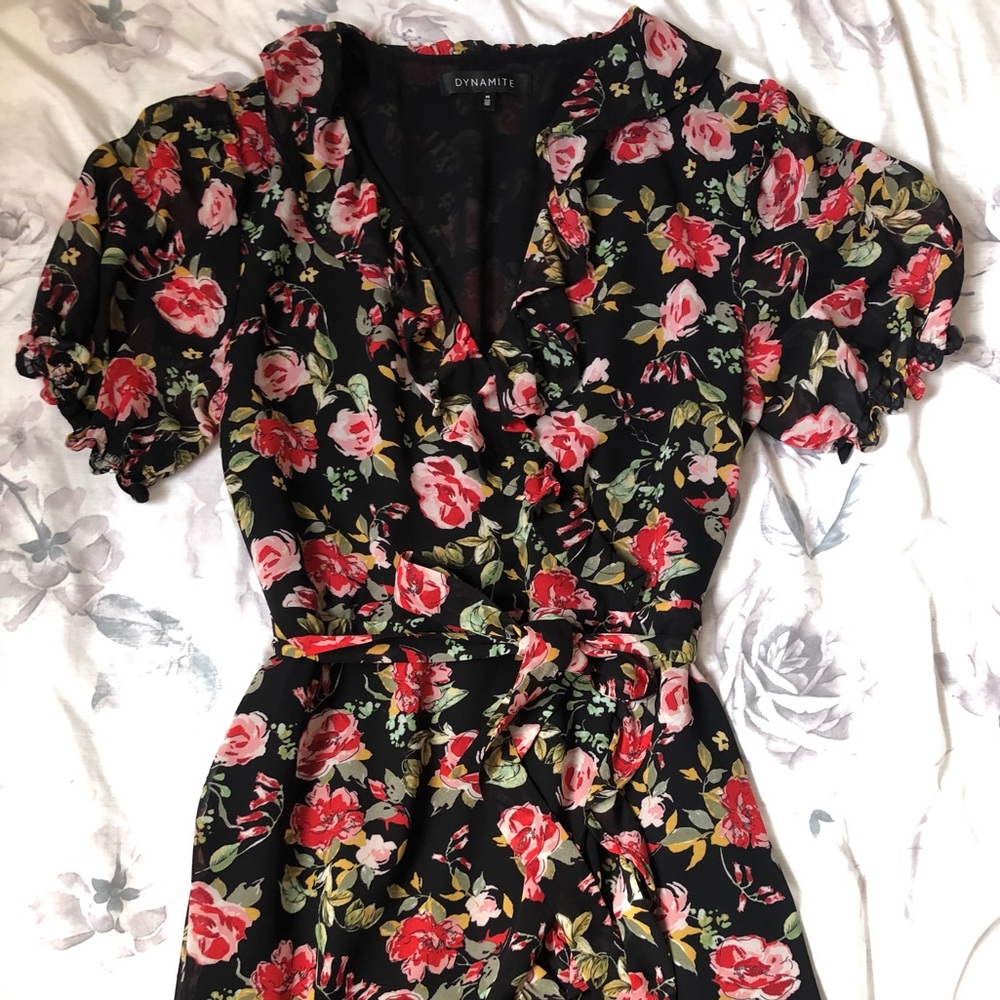 Ruffle V-neck dress